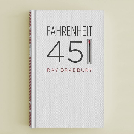 Poza cu Fahrenheit 451 by Ray Bradbury